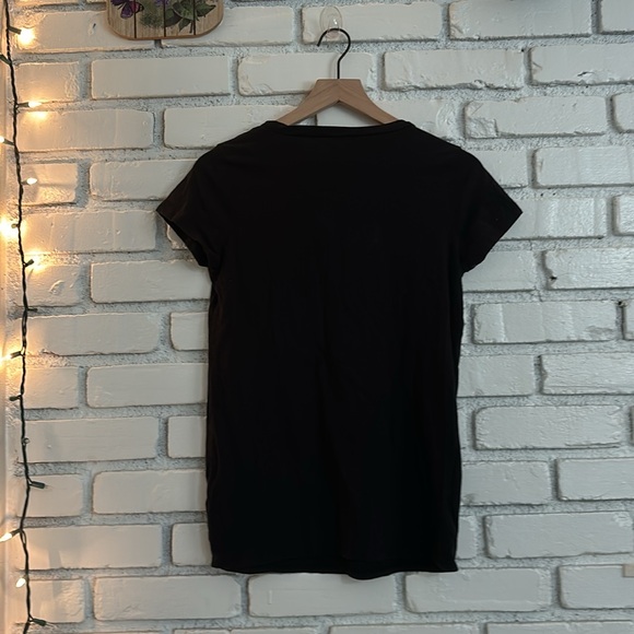 Womens Motherhood simple black with front pocket maternity top - Picture 4 of 4